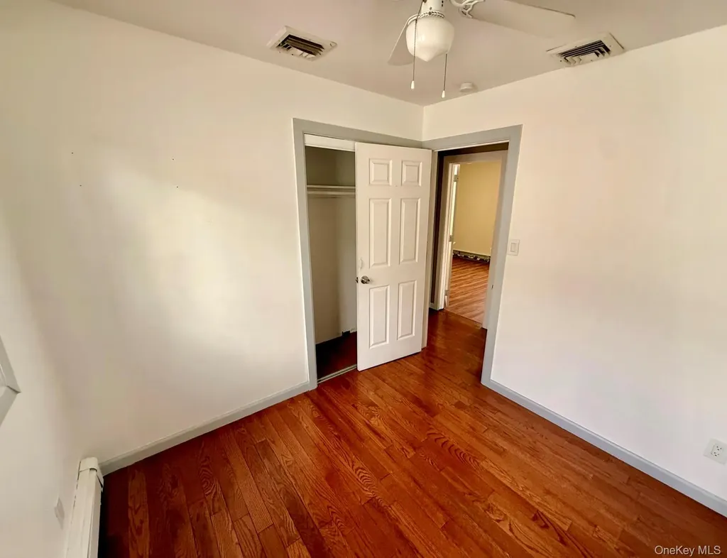 43 Johnson Avenue Ronkonkoma NY 11779