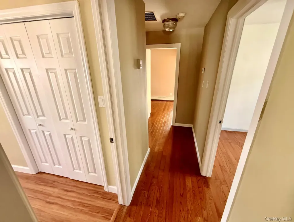 43 Johnson Avenue Ronkonkoma NY 11779