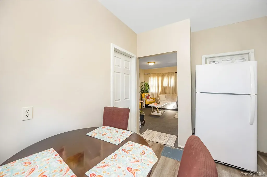 222 Hempstead Avenue Lynbrook NY 11563