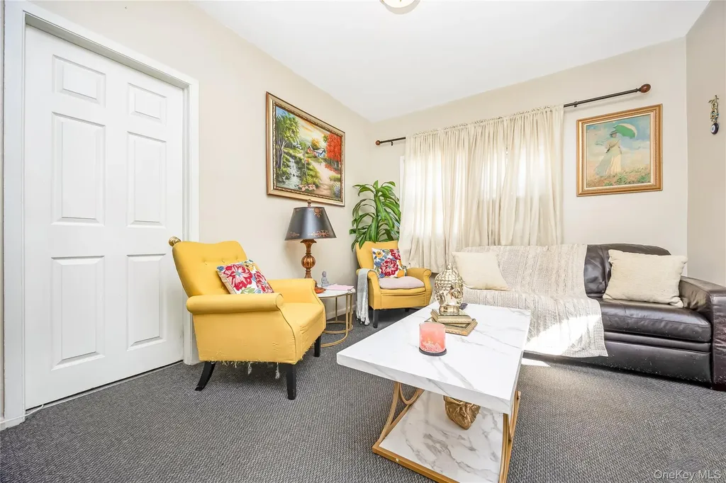 222 Hempstead Avenue Lynbrook NY 11563