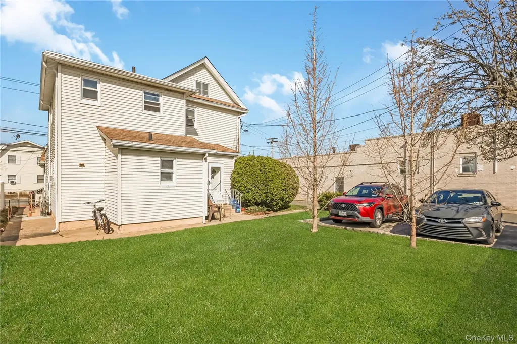 222 Hempstead Avenue Lynbrook NY 11563
