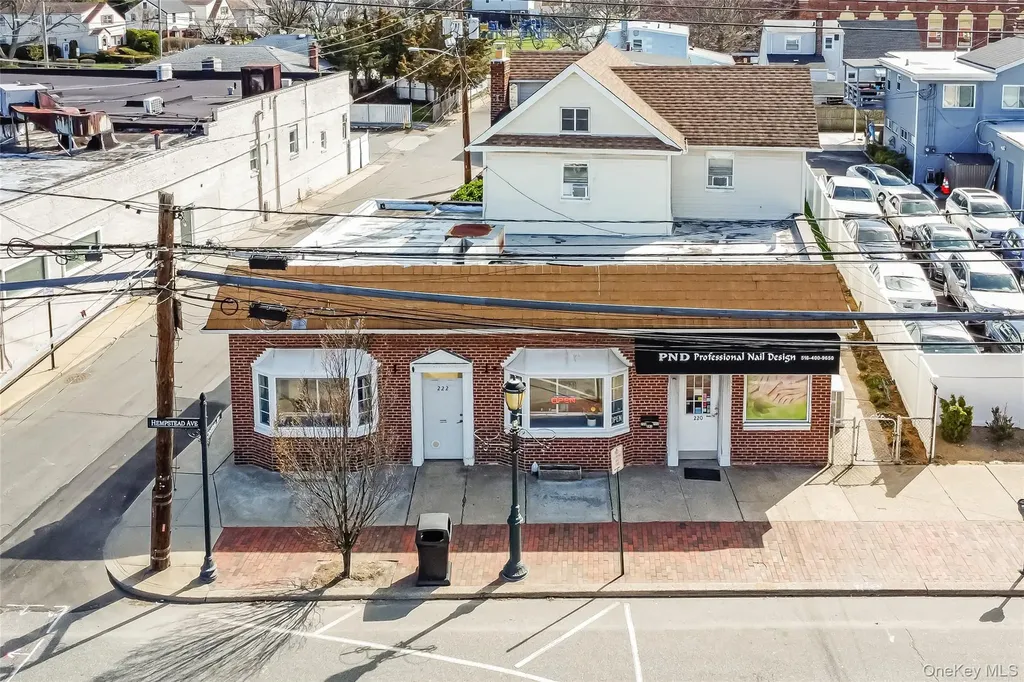 222 Hempstead Avenue Lynbrook NY 11563