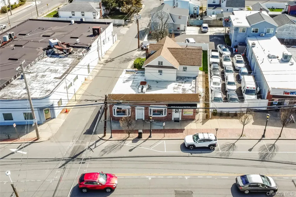 222 Hempstead Avenue Lynbrook NY 11563