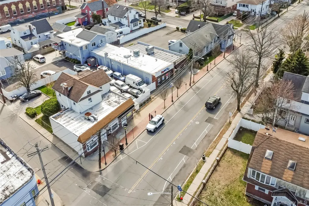 222 Hempstead Avenue Lynbrook NY 11563