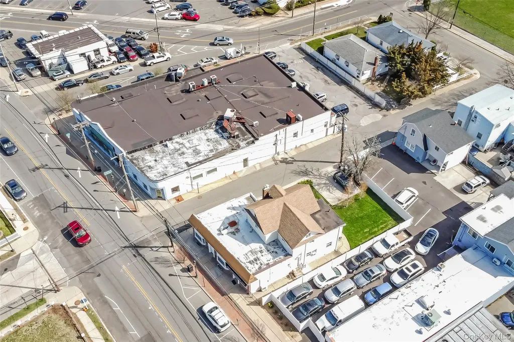 222 Hempstead Avenue Lynbrook NY 11563