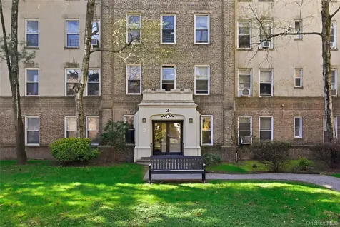 472 Gramatan Avenue Mount Vernon NY 10552