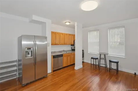 472 Gramatan Avenue Mount Vernon NY 10552