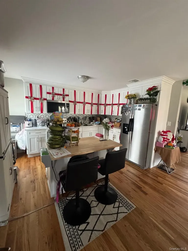 158 Norfleet Medford NY 11763