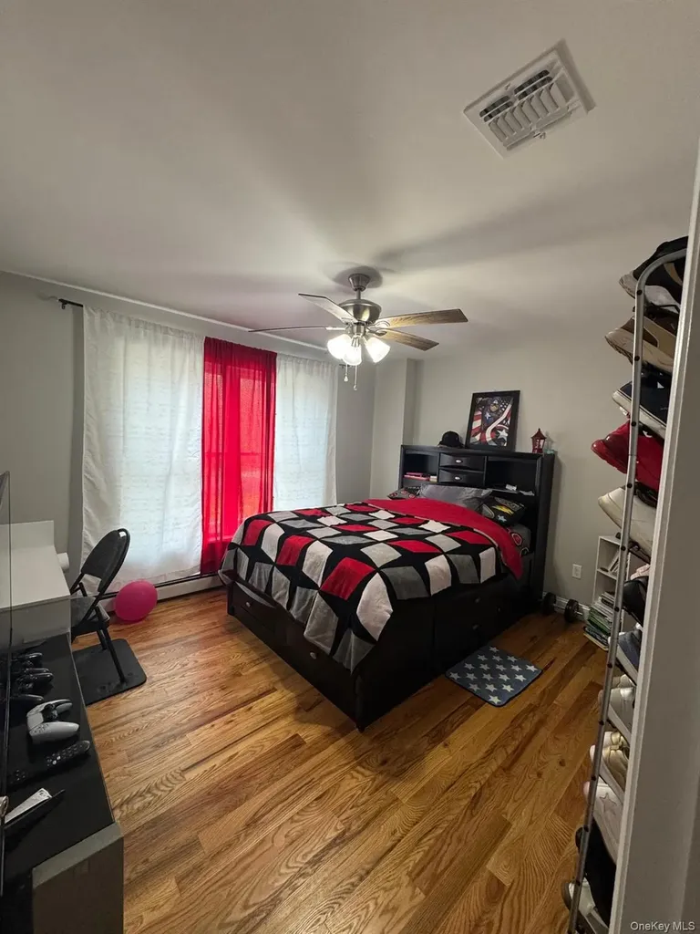 158 Norfleet Medford NY 11763