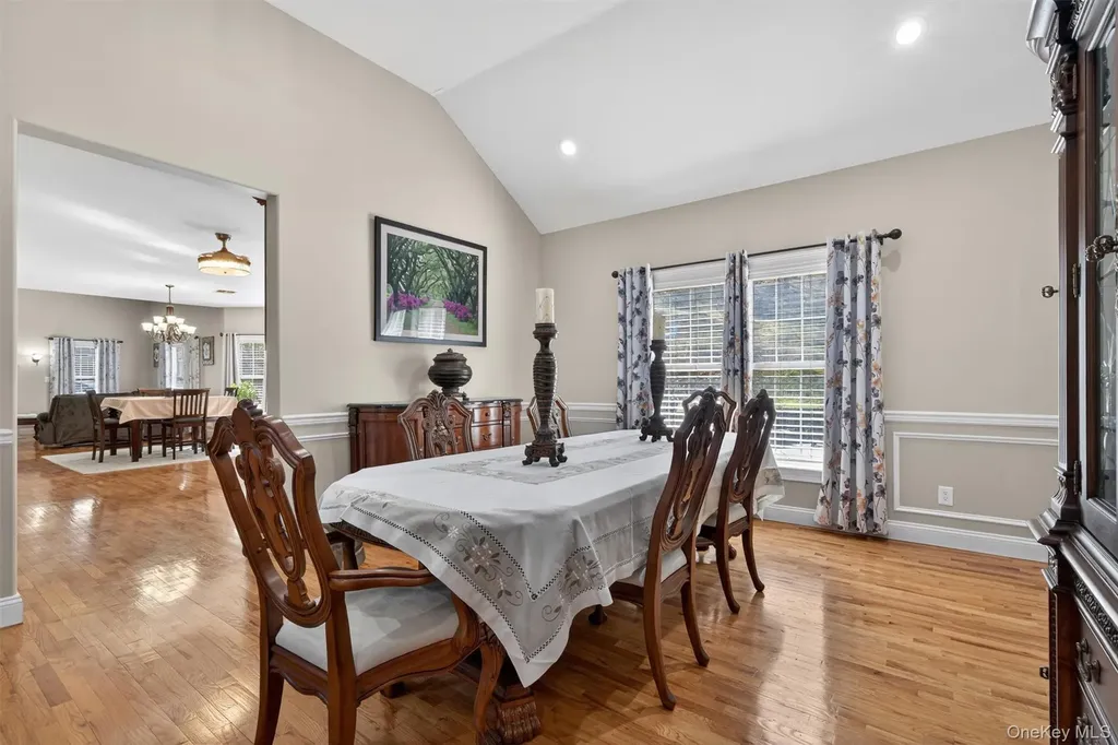 2 Pond Ridge Crossing Newburgh NY 12550