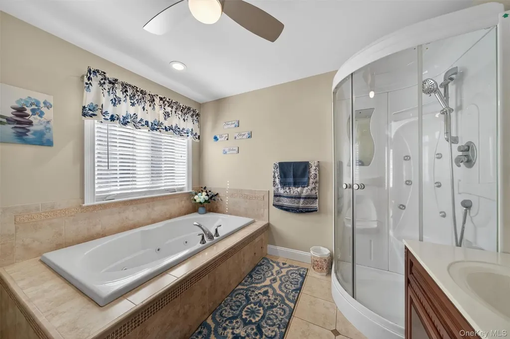 2 Pond Ridge Crossing Newburgh NY 12550