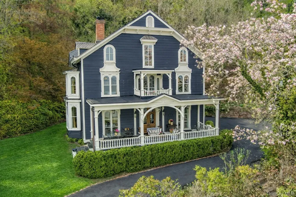 216-217 River Road Nyack NY 10960