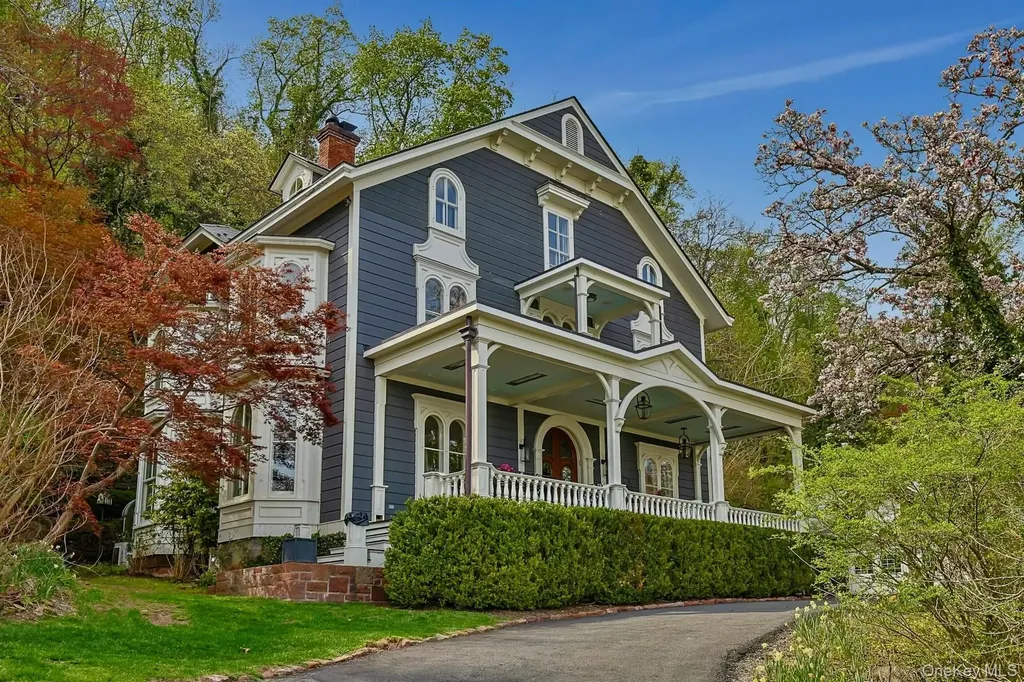 216-217 River Road Nyack NY 10960
