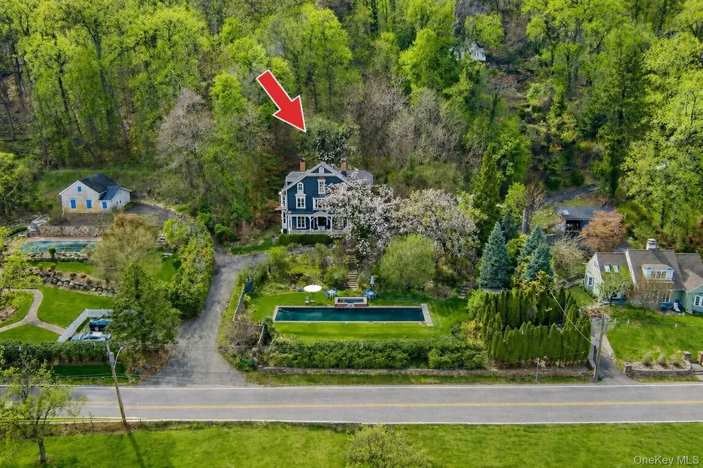 216-217 River Road Nyack NY 10960