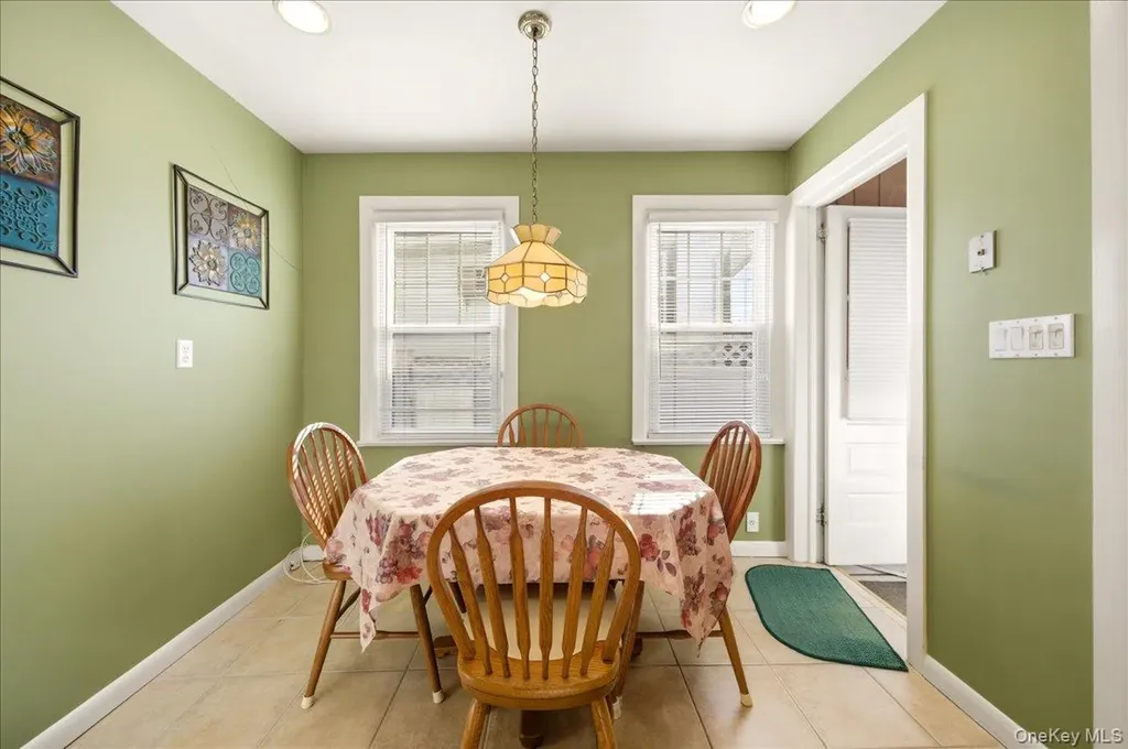 136 Roundhill Drive Yonkers NY 10710