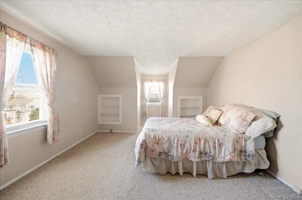 136 Roundhill Drive Yonkers NY 10710