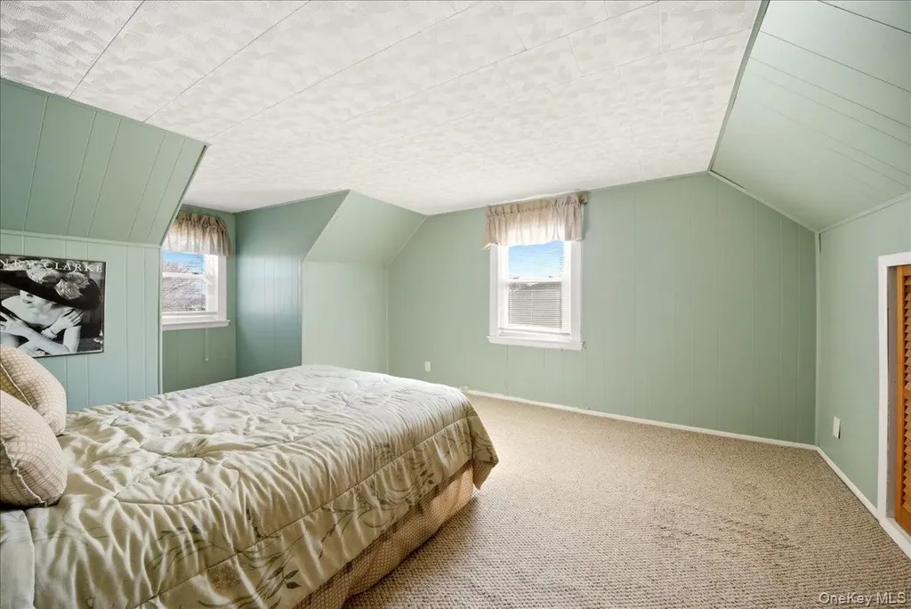 136 Roundhill Drive Yonkers NY 10710