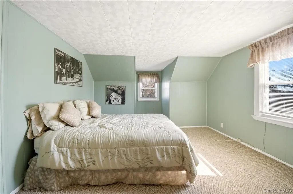 136 Roundhill Drive Yonkers NY 10710