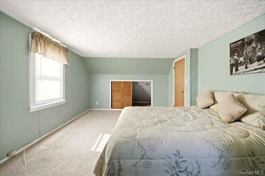 136 Roundhill Drive Yonkers NY 10710