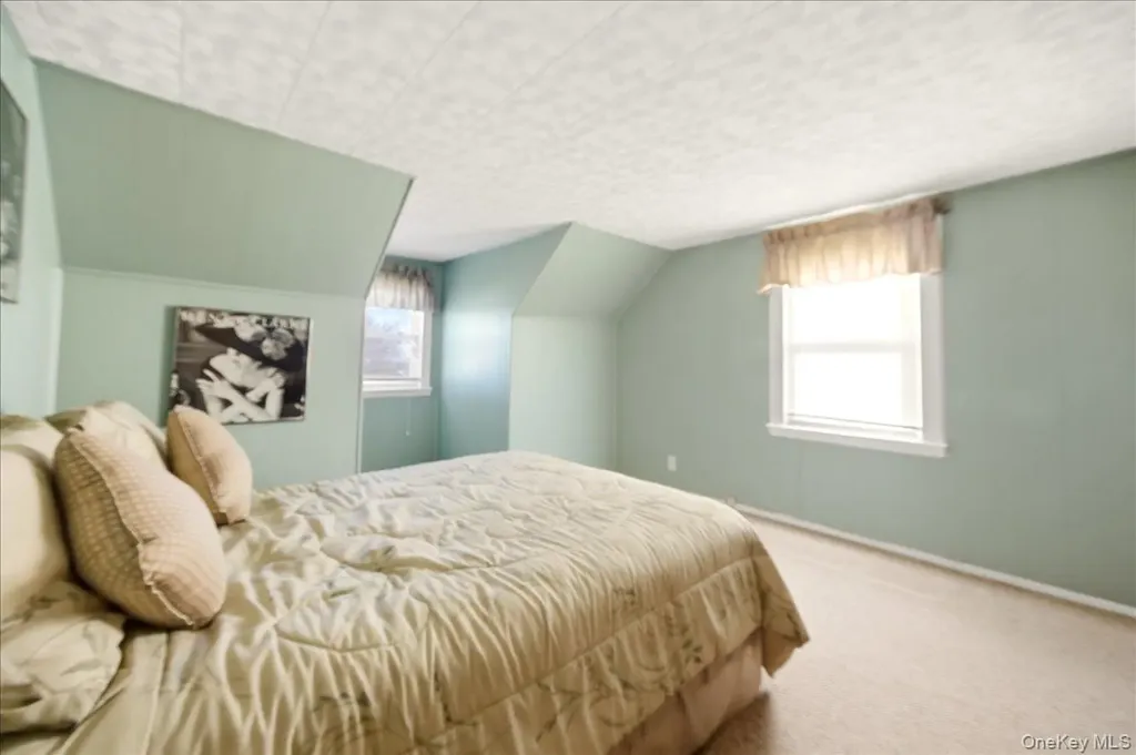 136 Roundhill Drive Yonkers NY 10710