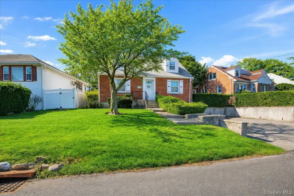 136 Roundhill Drive Yonkers NY 10710