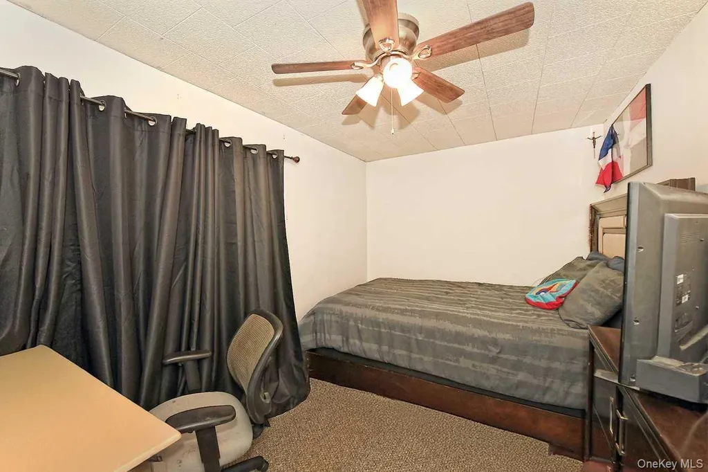 32 Coolidge Street North Bellmore NY 11710