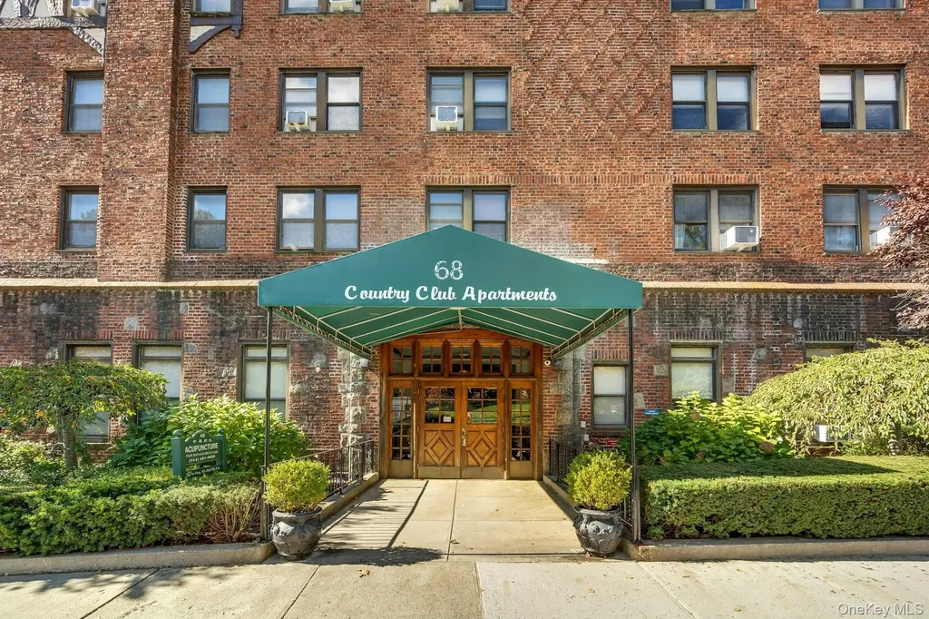 68 E Hartsdale Avenue Hartsdale NY 10530