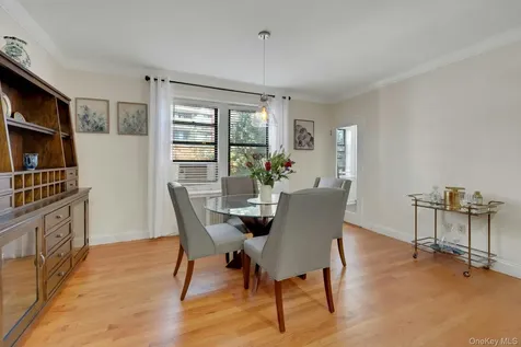 68 E Hartsdale Avenue Hartsdale NY 10530