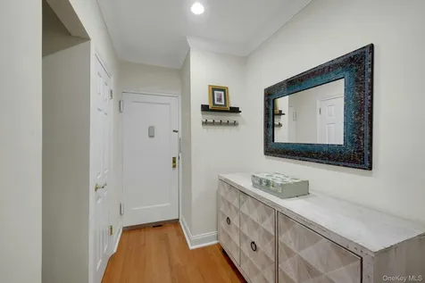 68 E Hartsdale Avenue Hartsdale NY 10530