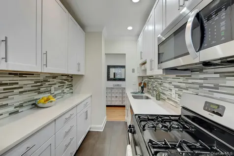 68 E Hartsdale Avenue Hartsdale NY 10530