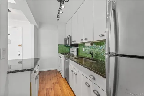 119 E Hartsdale Avenue Hartsdale NY 10530