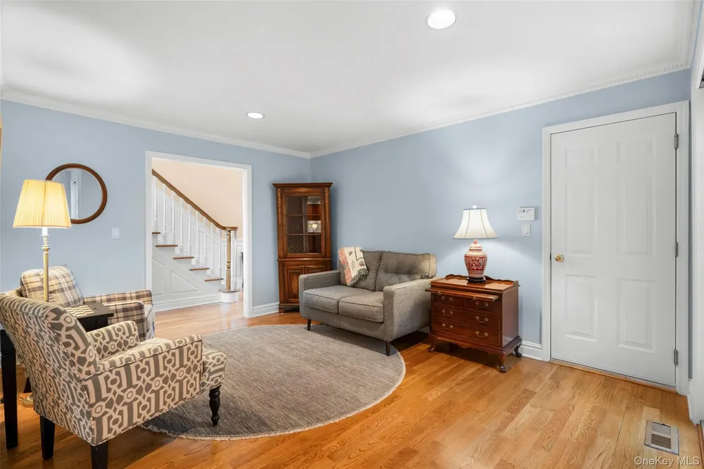 1102 Fairway Green Mamaroneck NY 10543