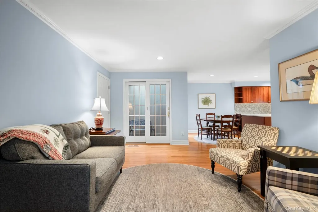 1102 Fairway Green Mamaroneck NY 10543