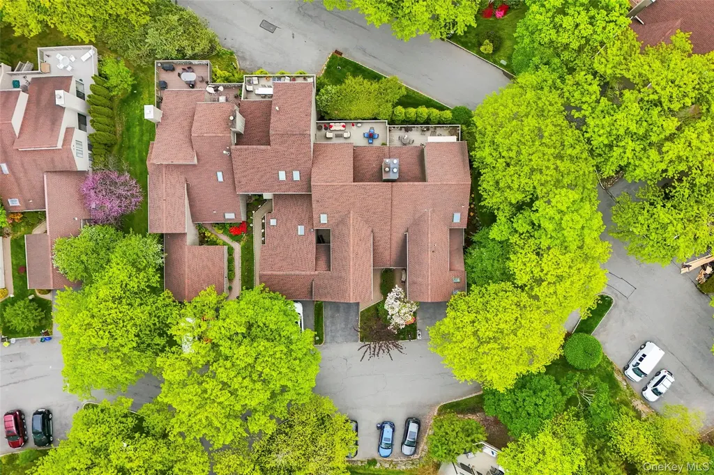 1102 Fairway Green Mamaroneck NY 10543