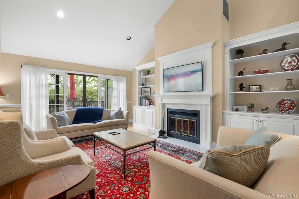 1102 Fairway Green Mamaroneck NY 10543