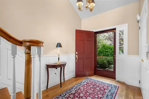 1102 Fairway Green Mamaroneck NY 10543