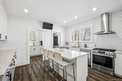 107 Crawford Terrace New Rochelle NY 10804