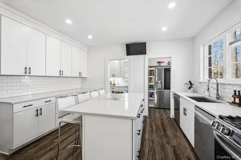107 Crawford Terrace New Rochelle NY 10804