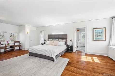 107 Crawford Terrace New Rochelle NY 10804