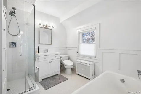 107 Crawford Terrace New Rochelle NY 10804