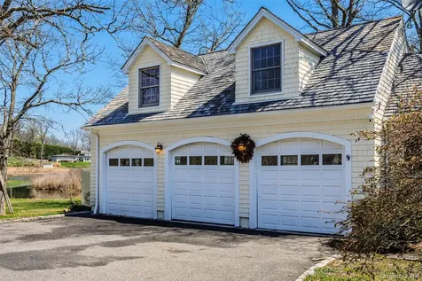 235 Centre Island Road Centre Island NY 11771