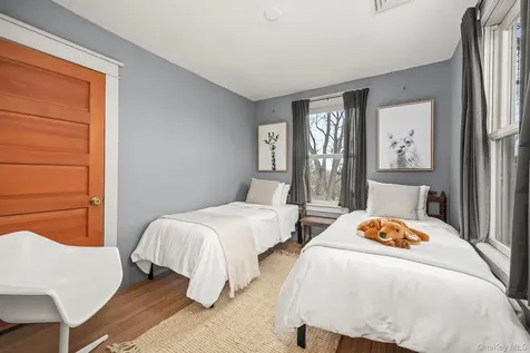 4174 Route 9w Saugerties NY 12477