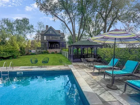 4174 Route 9w Saugerties NY 12477