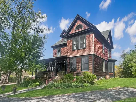 4174 Route 9w Saugerties NY 12477