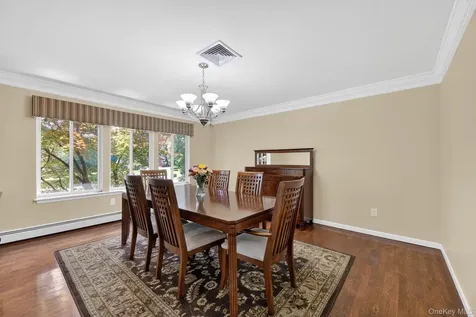 19 Apple Hill Drive Cortlandt Manor NY 10567