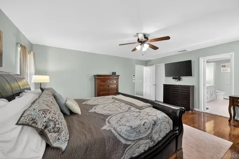19 Apple Hill Drive Cortlandt Manor NY 10567