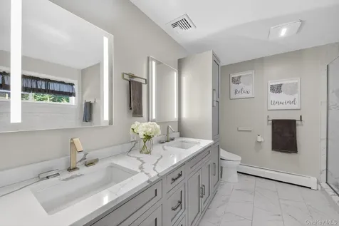 19 Apple Hill Drive Cortlandt Manor NY 10567