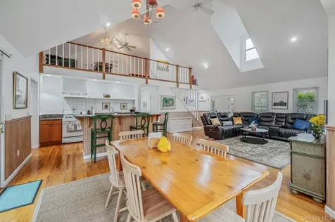 128 Springy Banks Road East Hampton NY 11937