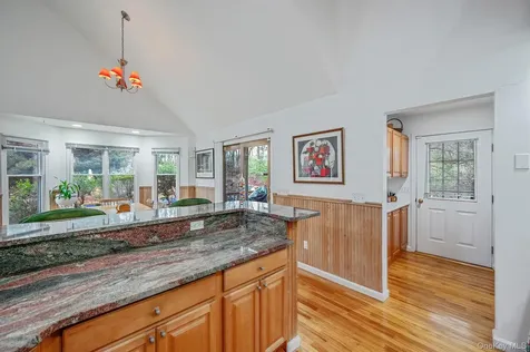 128 Springy Banks Road East Hampton NY 11937