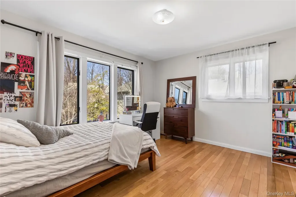 21 Tulip Tree Lane Mamaroneck NY 10543